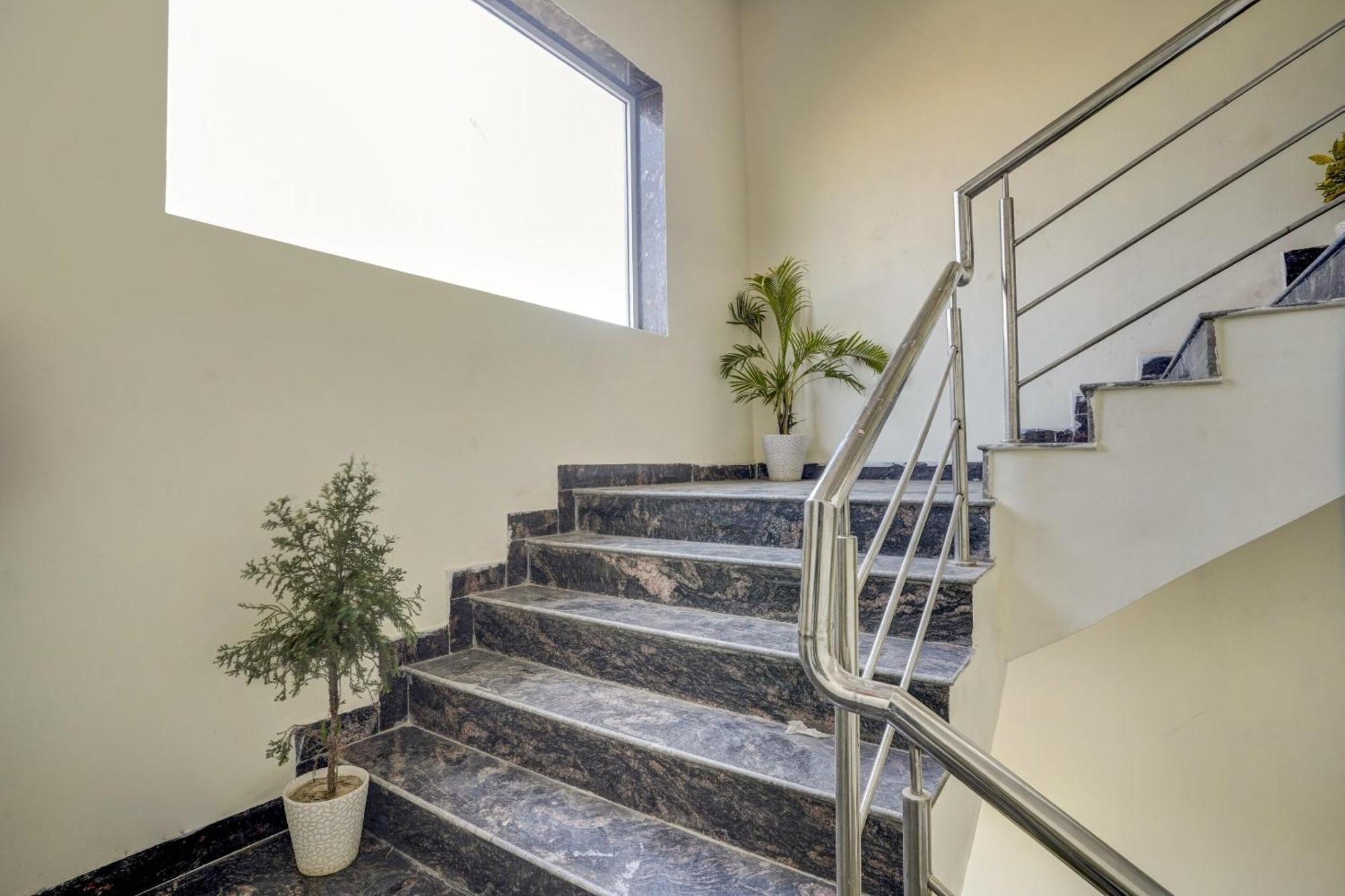 Готель Townhouse Jagatpura & Pratapnagar Siroli Екстер'єр фото